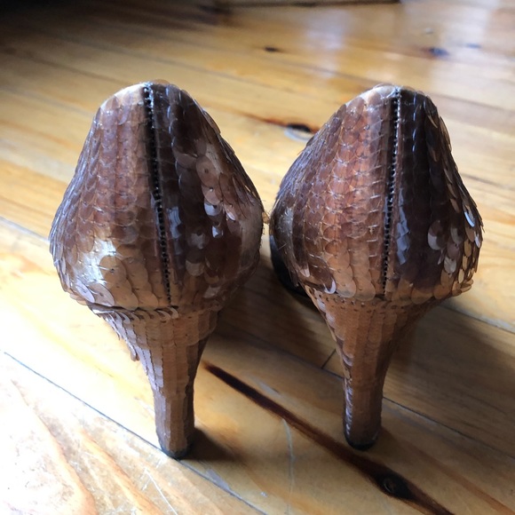 Vintage ⭐️ Gold ⭐️ Sequin Prada heels - Picture 13 of 13